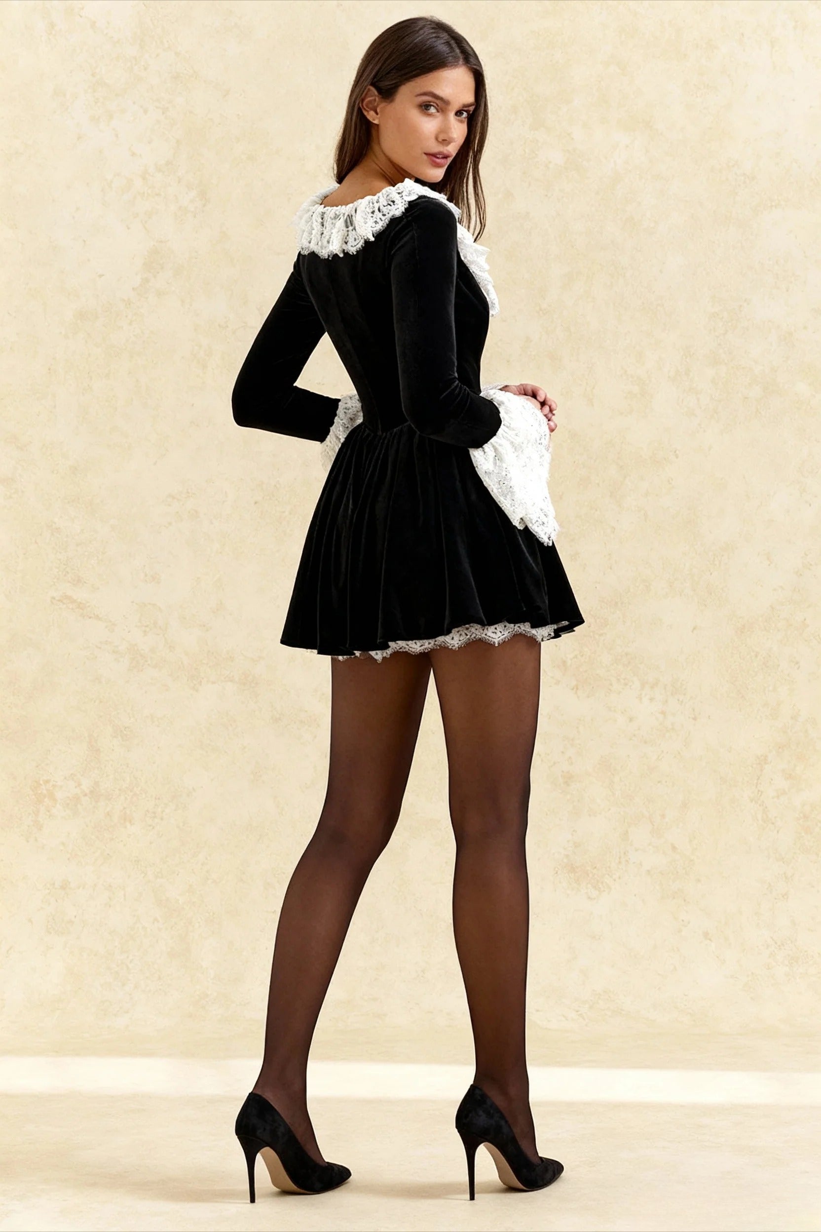 Sexy Square Neck Lace Trim Flared Sleeve Mini Dress