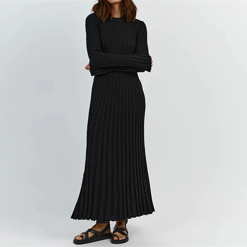 Ribbed Knit Crew Neck Maxi Dress